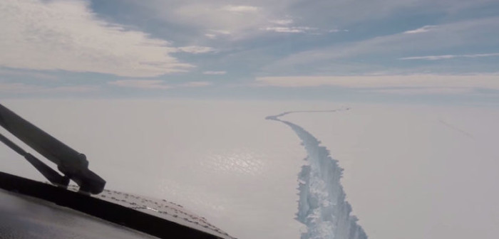 Alerta científica por colosal iceberg que se está desprendiendo en la Antártica chilena
