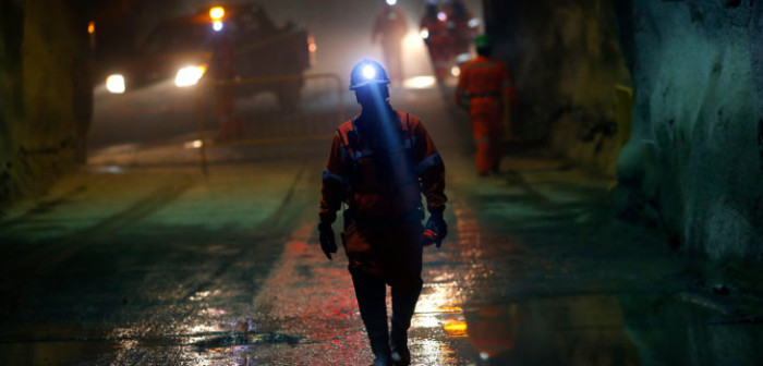 Sigue rescate de atrapados en Aysén: Familiares acusan que mineros advirtieron a empresa