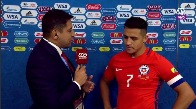 Rodrigo Herrera fue sorprendido por Alexis Sánchez tras entrevista: le regaló su camiseta