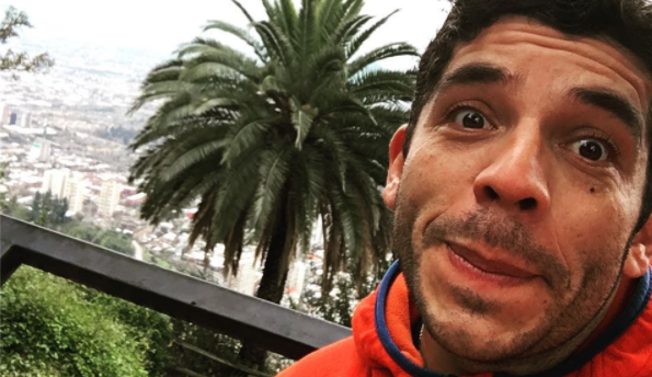 Baile de Serrucho en matinal lo hizo mostrar más de la cuenta: seguidores lo aplaudieron