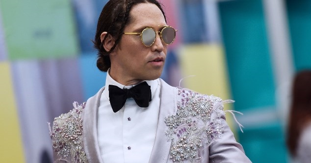 El extravagante atuendo con el que Di Mondo se presentó en noche inaugural de Olmué