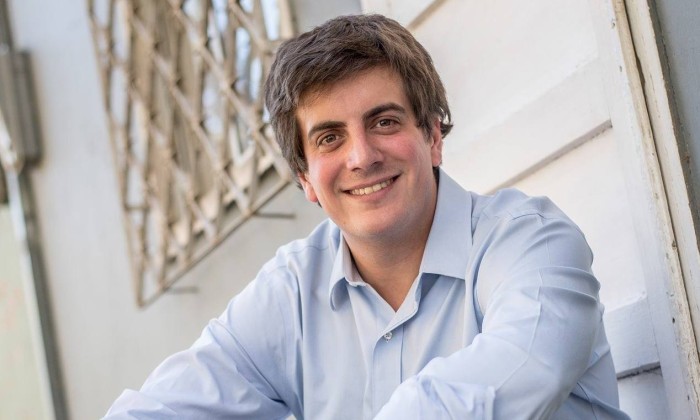 Lapidan a diputado de Chile Vamos por utilizar imagen de Nabila Rifo en afiche de campaña