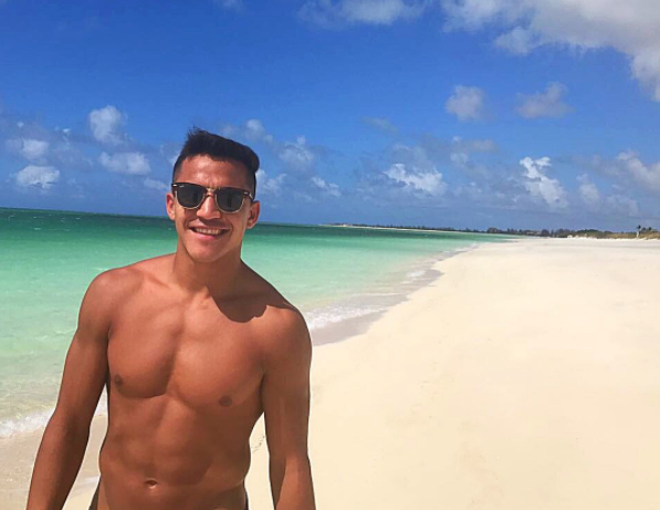 Alexis Sánchez y sus exclusivos viajes familiares en jet privado: ha compartido imágenes