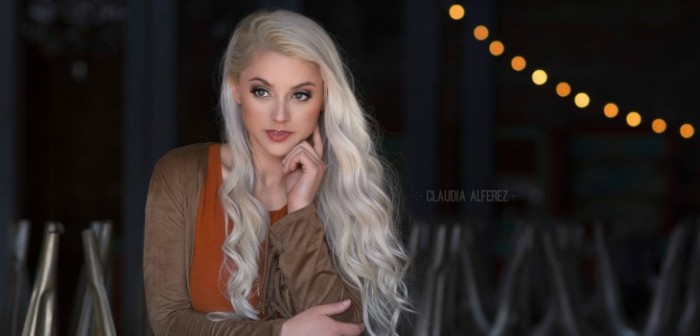 Joven desató la furia de seguidores tras compartir selfie mientras su hermana daba a luz