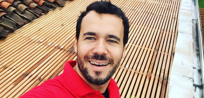 ¿Tres gotas de agua? Eduardo De la Iglesia compartió bella imagen disfrutando a sus hijos