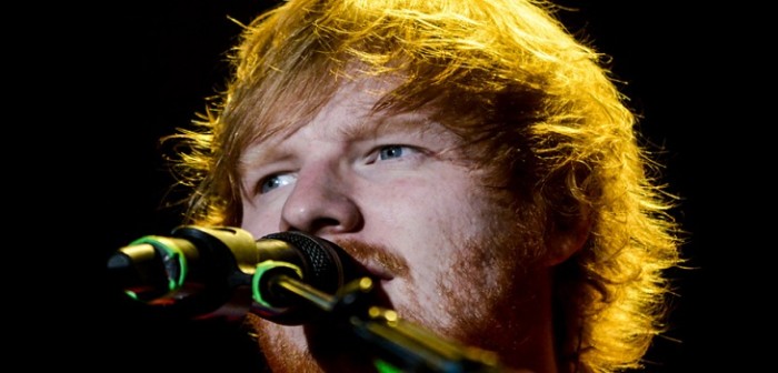 Así fue el comentado cameo de Ed Sheeran en el estreno de Game of Thrones