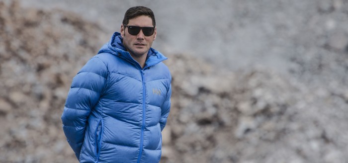 El gran susto que pasó Francisco Saavedra en Lonquimay: chocó su camioneta en plena nevada