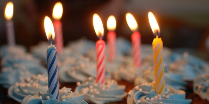 Papá del año: quiso saludar a su hija en su cumpleaños pero al final envió 'cruel' mensaje