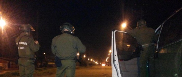 Ataque incendiario: al menos 2 máquinas de empresa constructora resultan quemadas en Tirúa