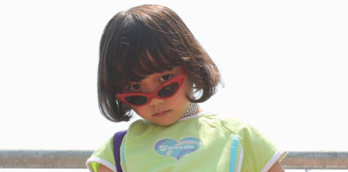 Niña japonesa de 6 años se convierte en ícono de la moda en Instagram