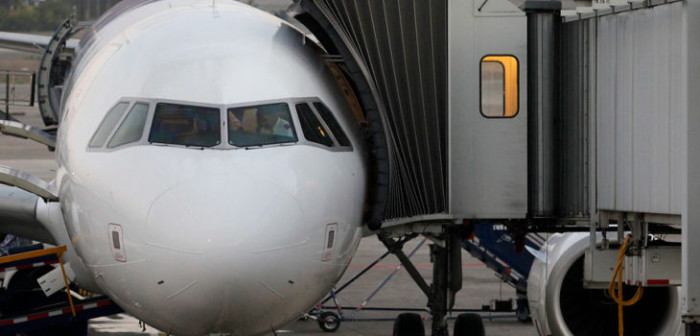 Concejal de Puerto Varas fue detenido por falso aviso de bomba en aeropuerto de Santiago