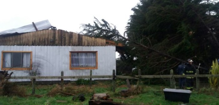 Paso de tromba marina por Teodoro Schmidt dejó al menos 6 casas dañadas