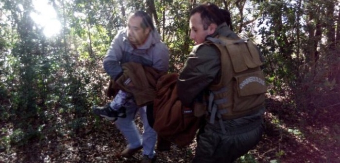 Encuentran con vida a mujer que estaba desaparecida en Pucón