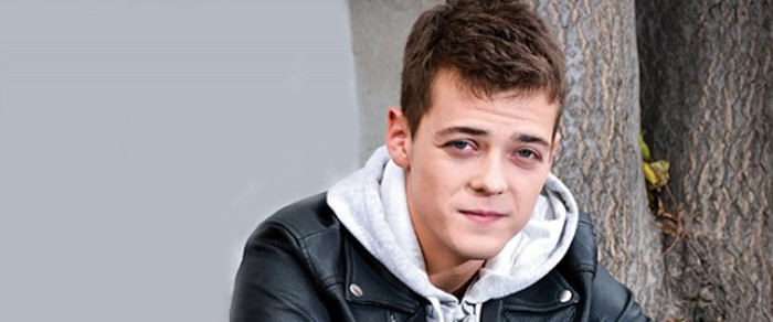 ¡Todo un superhéroe! Simón Pesutic celebró su cumpleaños con tierna imagen en redes