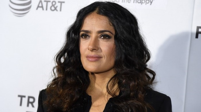 Salma Hayek compartió incómodo momento en la casa de Ryan Reynolds: la obligó a cocinar