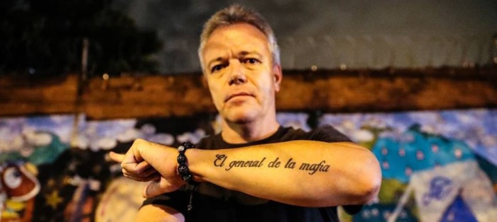 Ex jefe de sicarios de Pablo Escobar se instalará con local en popular sector de Santiago