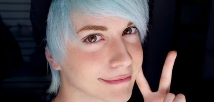 Argentino que gastó más de $20 millones para lucir como un elfo ahora quiere ser vampiro