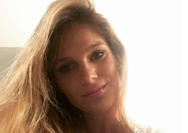 Mayte Rodríguez viajó a ver a Sánchez a Londres y así la recibió él