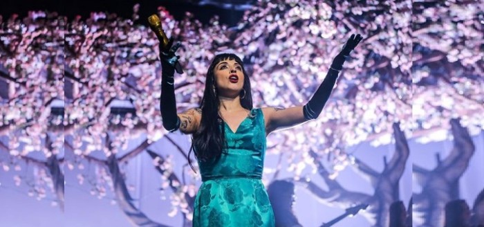 Mon Laferte sorprendió a seguidores con particular look: la compararon con Amy Winehouse
