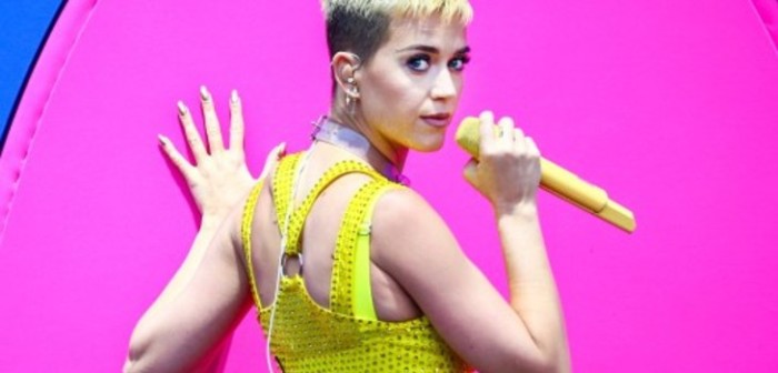 Katy Perry llamó la atención de seguidores con imagen a sus 13 años: luce muy diferente