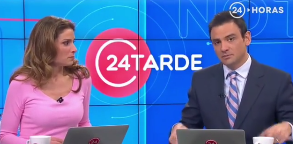 Gonzalo Ramírez protagonizó gracioso chascarro en vivo mientras leía noticias