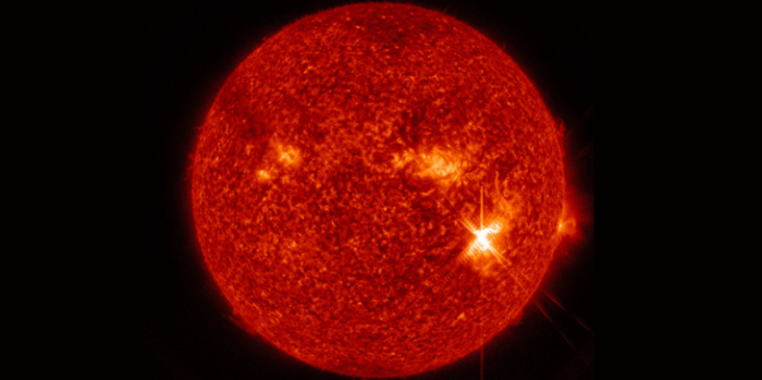 La NASA detecta dos potentes erupciones solares