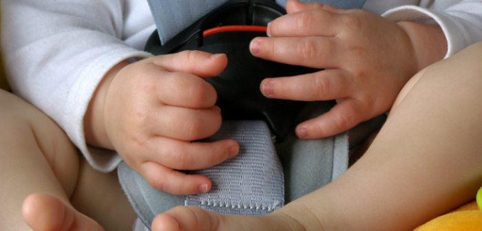 Impactante imagen muestra cuán importante es la silla para niños al enfrentar un accidente