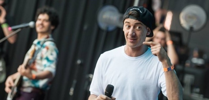 Tea Time y acusaciones de violencia en su contra: 