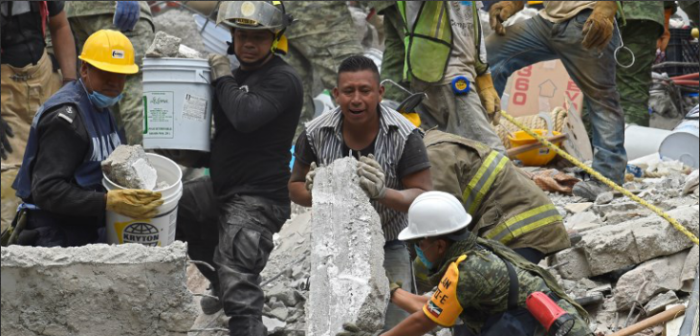 Rescatistas chilenos conocidos como los 'topos' viajaron a México tras el terremoto
