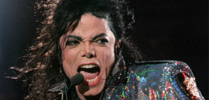 Joven posteó inocente selfie de su novio en redes: afirman que es igual a Michael Jackson