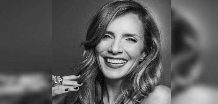 Yoga aéreo: La rutina que ayudó a Diana Bolocco a combatir su lordosis