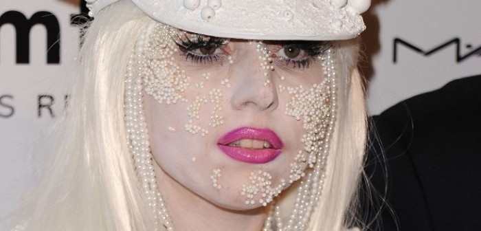 Perlas en la cara: la extraña tendencia de maquillaje que arrasa en redes sociales