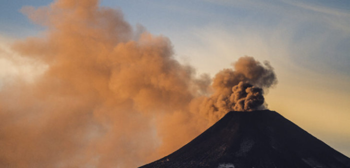 Se mantiene la Alerta Temprana Preventiva por Volcán Villarrica pese a actividad estable