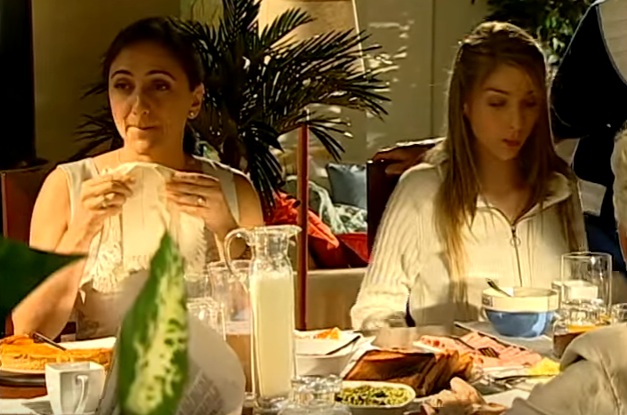 Ximena Rivas en Papi Ricky| Youtube