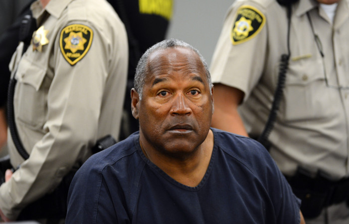 O.J. Simpson quedó en libertad tras cumplir condena por robo a mano armada
