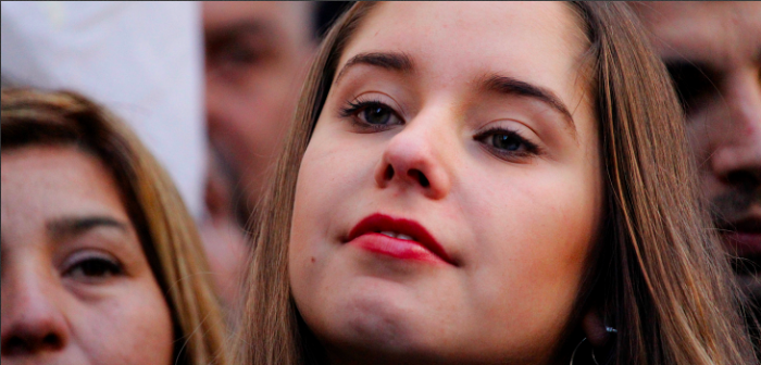 Amigo de la hija de Karen Doggenweiler reveló violentos detalles del asalto que los afectó