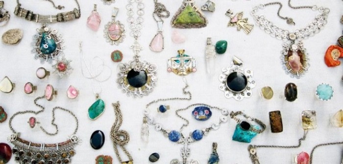 ¡No las botes! Descubre cómo recuperar tus joyas oxidadas en simples pasos