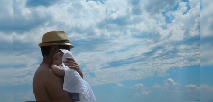 Tras polémica foto de Marocchino: médicos responden dudas sobre paseos con recién nacidos