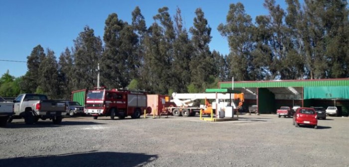 Hombre sufrió graves lesiones tras ser aplastado por un container en Los Ángeles