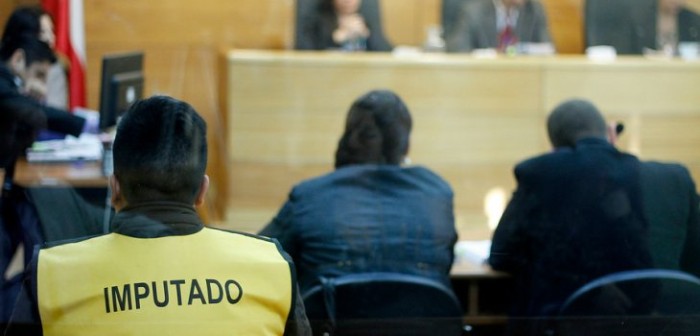 Hombre acusado de estrangular a su expareja fue formalizado por parricidio y aborto