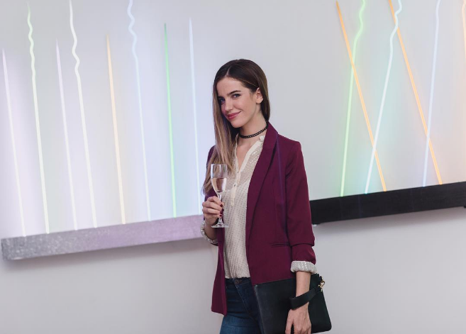 Nunca falla: Millaray Viera deslumbró con look primaveral en evento de Mango