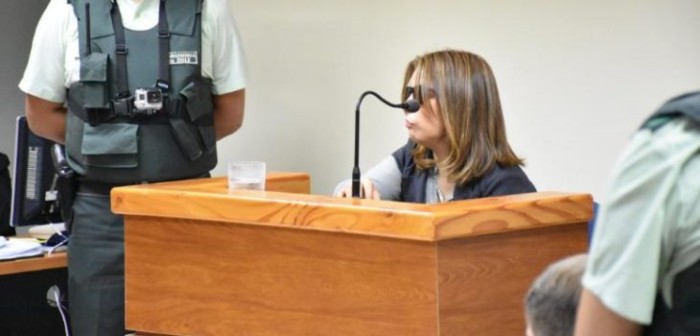 Corte de Santiago ordenó a candidato de RN retirar campaña con rostro de Nabila Rifo