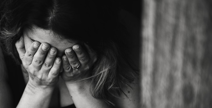 Estos son los principales síntomas del cáncer de ovario que ninguna mujer debe ignorar