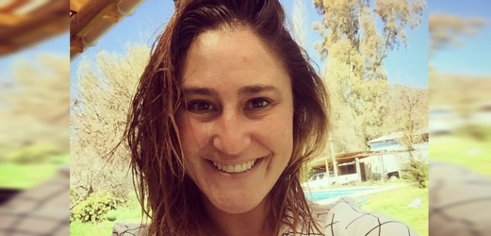 Belén Mora enterneció a seguidores con fotografía de cuando era pequeña: está idéntica