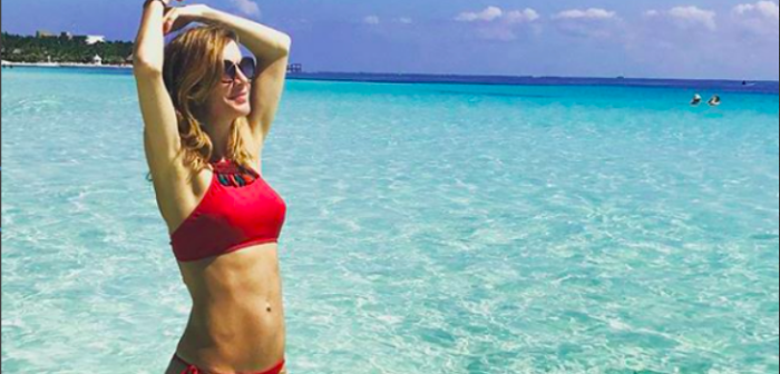 Mucho ejercicio y no comer masas: así se cuida Diana Bolocco para tener abdomen de acero