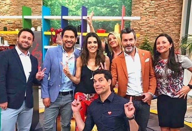 Cosas que pasan en vivo: el fail de Gino Costa mientras promocionaba nocturna de TVN