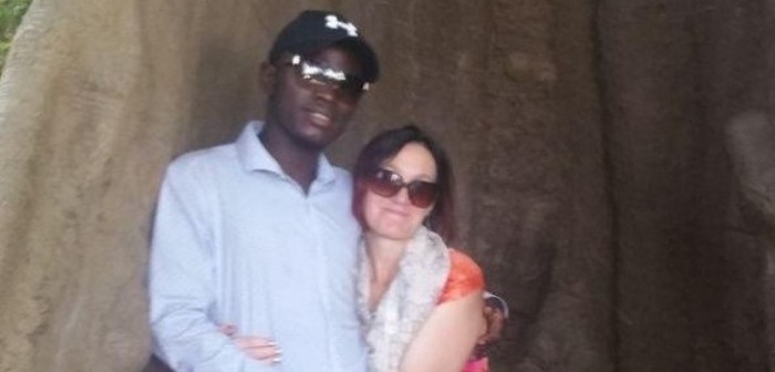 Madre abandonó a 9 hijos y esposo para irse a África con hombre que conoció por Facebook