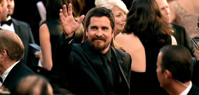 ¿Lo reconoces? Actor Christian Bale es captado con nuevo y radical cambio físico