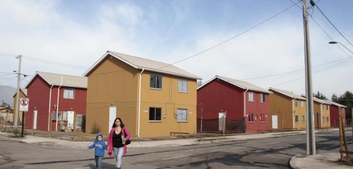 Buena noticia para más de 2 mil familias de Los Lagos: les construirán departamentos