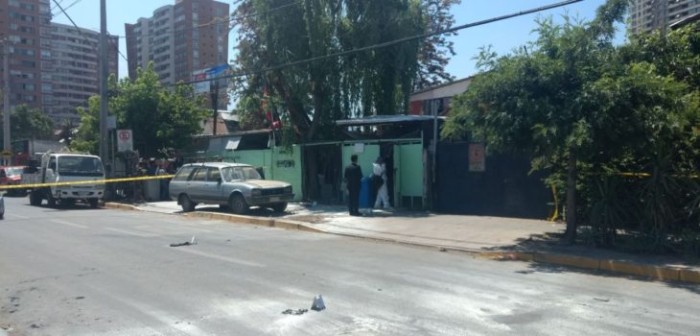 Hombre prendió fuego a su pareja en Macul: está con 90% del cuerpo quemado